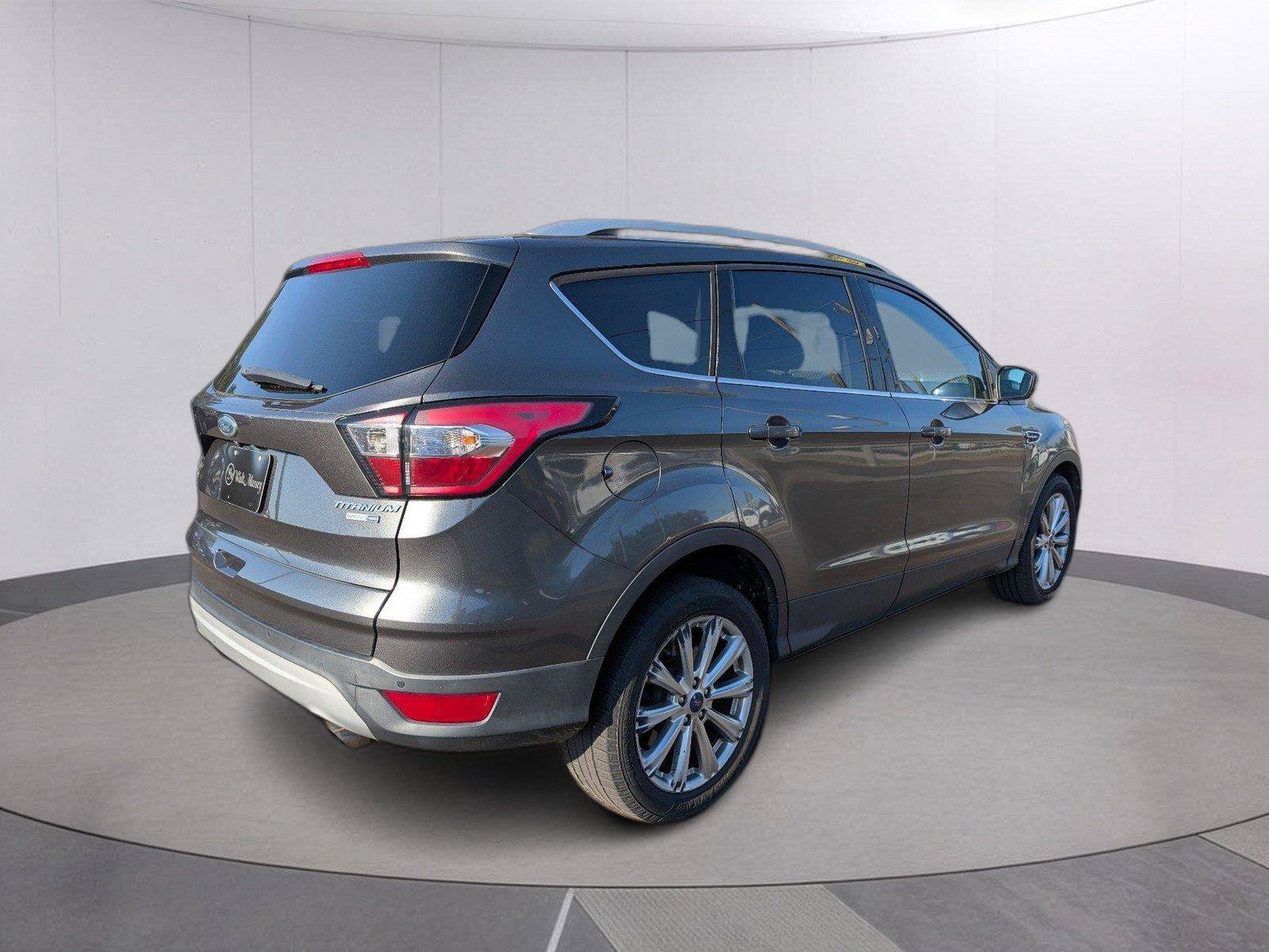 Used 2017 Ford Escape Titanium AWD/4WD image 7