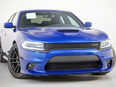 Used 2021 Dodge Charger R/T image 2