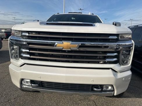 Used 2022 Chevrolet Silverado 3500 High Country w/ Z71 Off-Road Package image 1