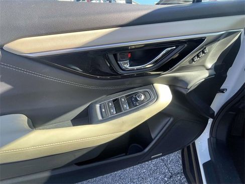 Used 2022 Subaru Outback Limited image 16