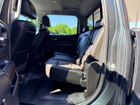 Used 2018 GMC Sierra 2500 Denali w/ Duramax Plus Package AWD/4WD image 33