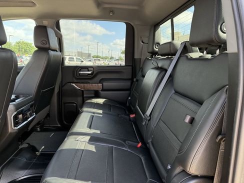 Used 2022 GMC Sierra 3500 Denali w/ Denali Black Diamond Edition AWD/4WD image 26