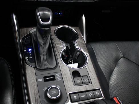 Used 2022 Toyota Highlander Limited image 34