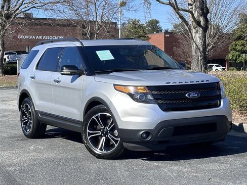 Used 2014 Ford Explorer Sport w/ Equipment Group 401A image 2
