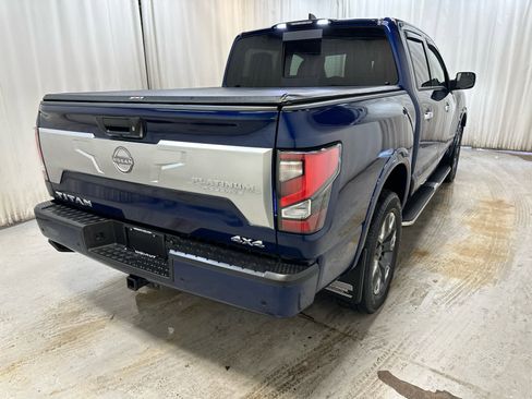 Certified 2024 Nissan Titan Platinum Reserve w/ Moonroof Package AWD/4WD image 11