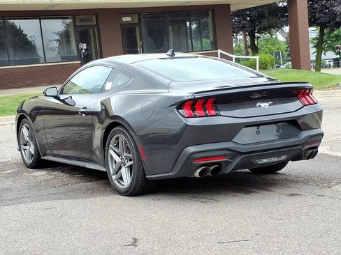 Used 2024 Ford Mustang Premium RWD image 3