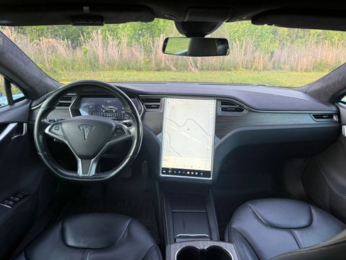 Used 2015 Tesla Model S 85D AWD/4WD image 4