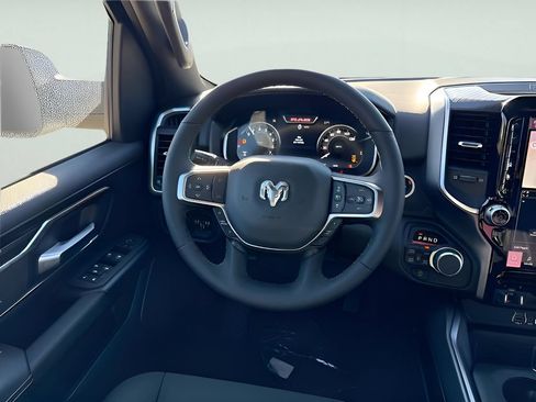 New 2026 RAM 1500 Big Horn AWD/4WD image 36