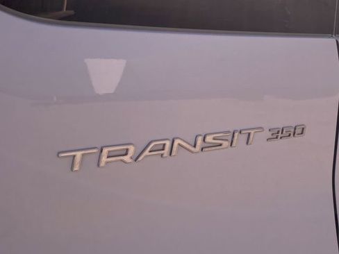 Used 2023 Ford Transit 350 XLT image 9