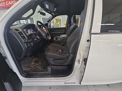 Used 2023 RAM 3500 Tradesman image 11