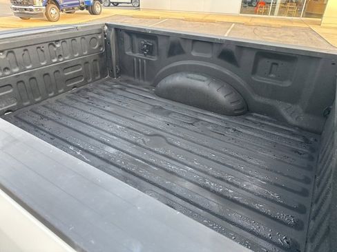 Used 2022 Ford F250 XL w/ STX Appearance Package image 11