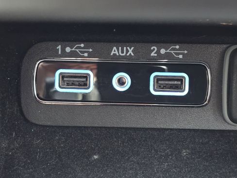 Used 2020 Jeep Grand Cherokee Altitude image 9