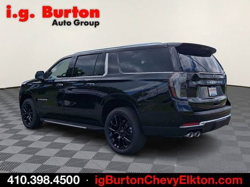 New 2026 Chevrolet Suburban Premier w/ Sun And Tow Package AWD/4WD image 3
