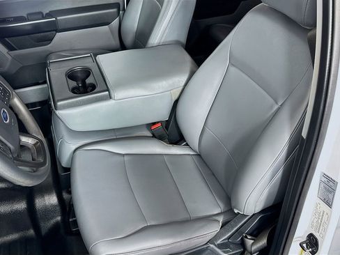 Used 2021 Ford F150 XL w/ Trailer Tow Package image 18