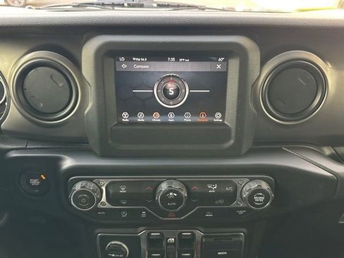 Used 2020 Jeep Gladiator Sport w/ Quick Order Package 24S image 31
