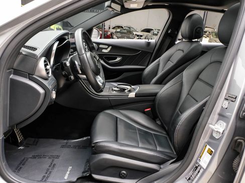 Used 2015 Mercedes-Benz C 400 4MATIC image 3