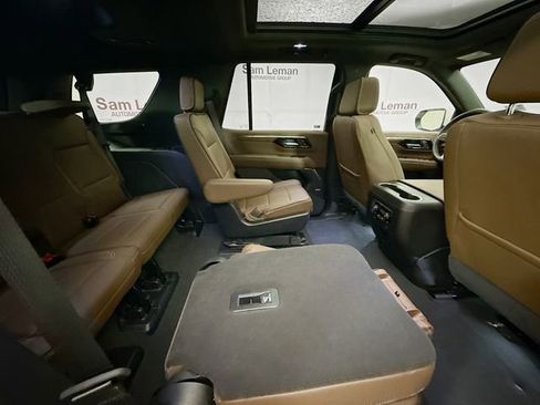 Used 2025 Chevrolet Tahoe High Country image 32