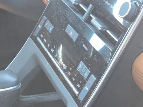 Used 2019 Toyota Avalon Limited w/ Advanced Safety Package image 9