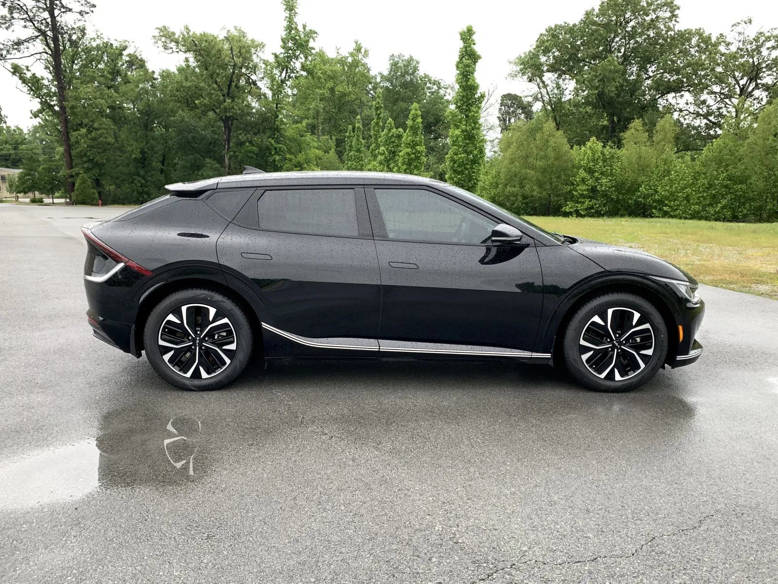 Used 2022 Kia EV6 Wind AWD/4WD image 8