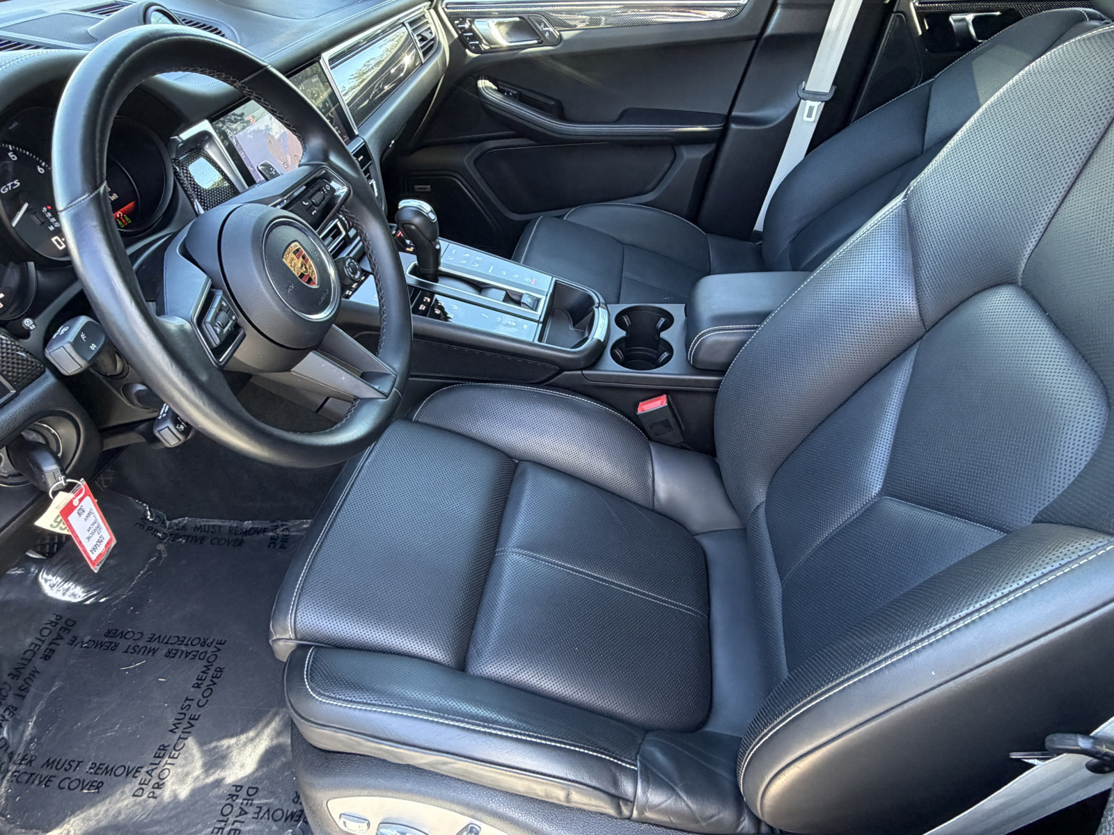 Certified 2023 Porsche Macan GTS AWD/4WD image 4