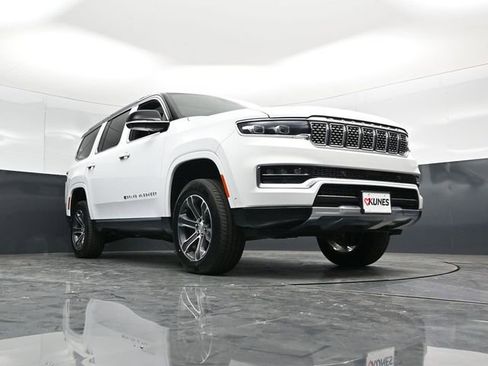 Used 2023 Jeep Grand Wagoneer 4WD image 60