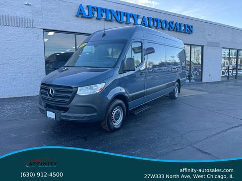 Used 2019 Mercedes-Benz Sprinter 170 image 1