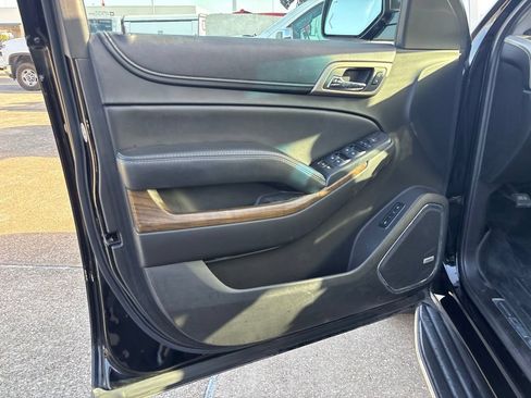 Used 2018 GMC Yukon Denali w/ Open Road Package RWD image 9