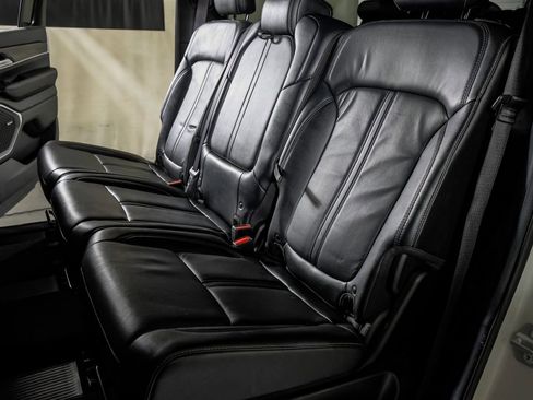 Used 2022 Jeep Wagoneer Series II image 31