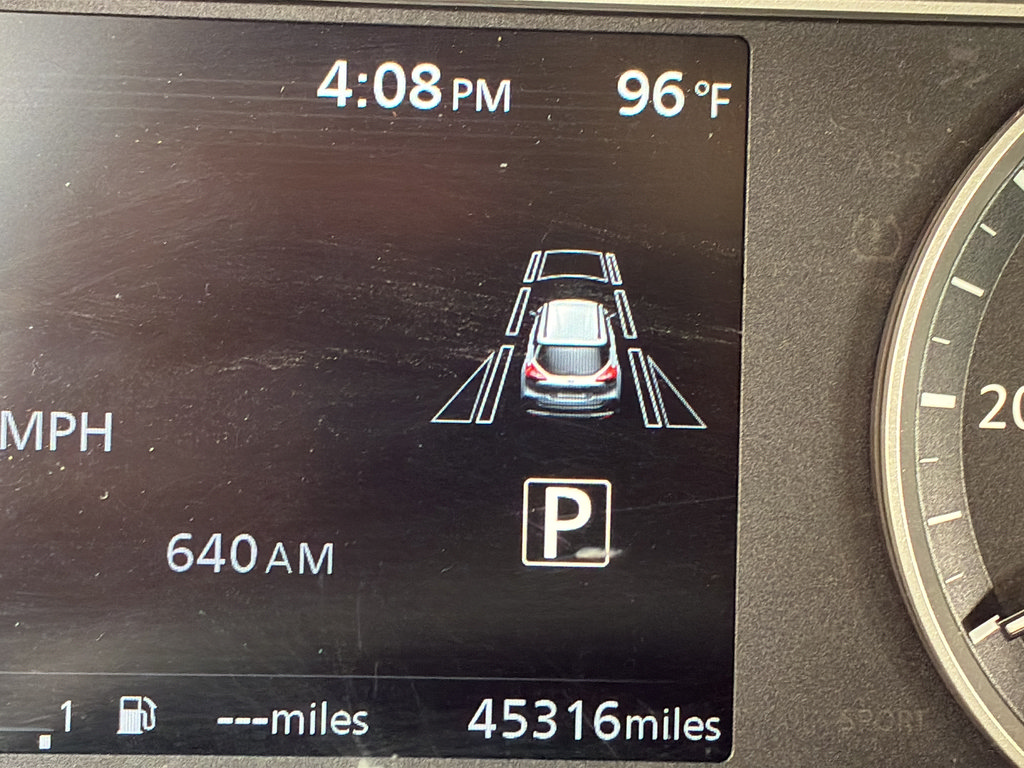 Used 2020 Nissan Kicks SR FWD image 39