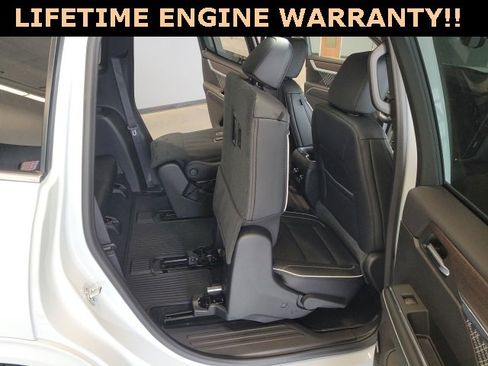 New 2026 GMC Acadia Denali w/ Super Cruise Package image 38