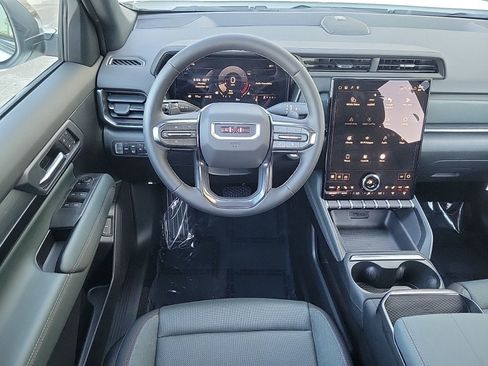 New 2026 GMC Terrain AT4 w/ Convenience Package III image 22