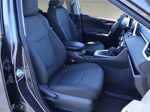 Certified 2023 Toyota RAV4 XLE w/ Convenience Package FWD image 17