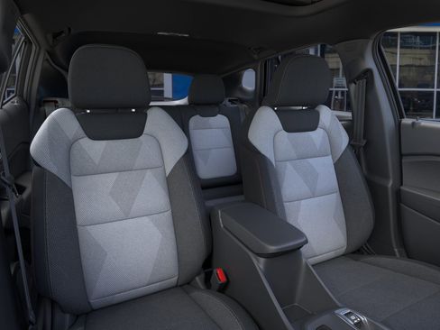 New 2026 Chevrolet Trax RS w/ Sunroof Package image 16