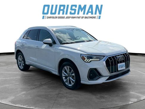 Used 2024 Audi Q3 2.0T Premium AWD/4WD image 1