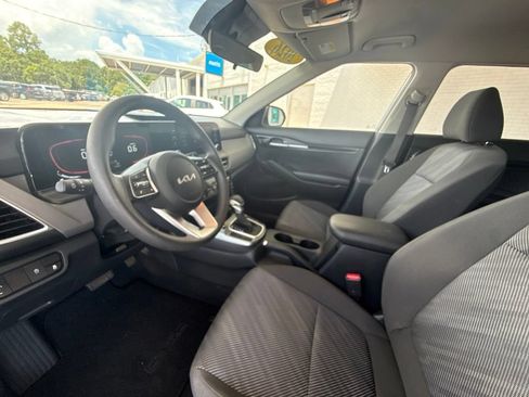 Used 2026 Kia Seltos LX FWD image 24