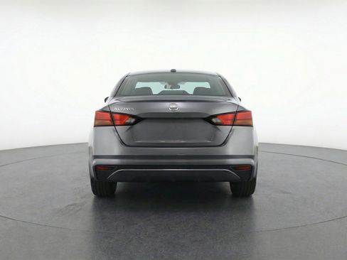 Used 2025 Nissan Altima 2.5 SV image 7