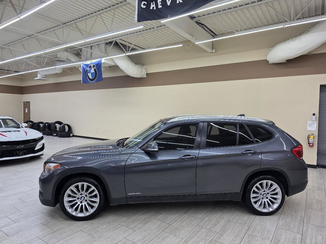 Used 2014 BMW X1 sDrive28i RWD image 9