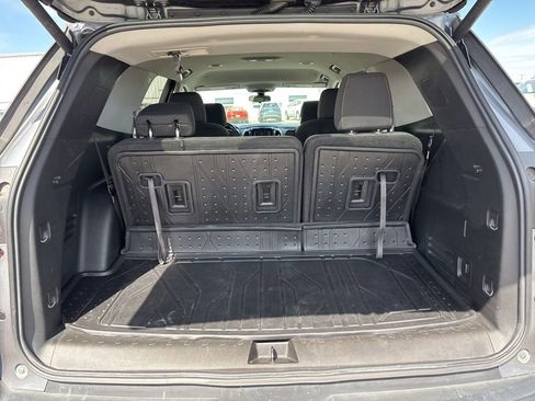 Used 2020 Chevrolet Traverse LT AWD/4WD image 15