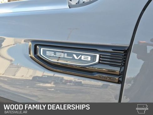 Used 2024 GMC Sierra 1500 Elevation image 12