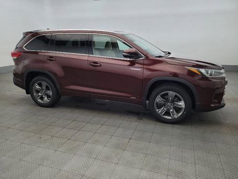 Used 2018 Toyota Highlander Limited Platinum image 11