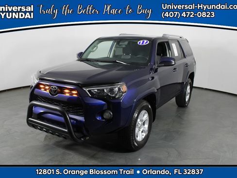 Used 2017 Toyota 4Runner SR5 RWD image 1