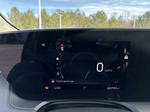 Used 2024 Buick Encore GX Sport Touring image 10