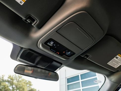 Used 2023 Ford F150 XLT w/ XTR Package image 38