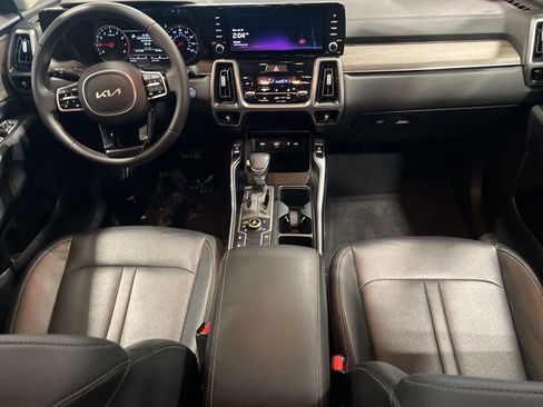 Certified 2023 Kia Sorento S image 18