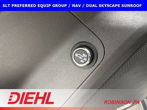 Used 2018 GMC Acadia SLT image 27