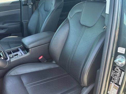 Certified 2023 Kia Sorento X-Line EX AWD/4WD image 18