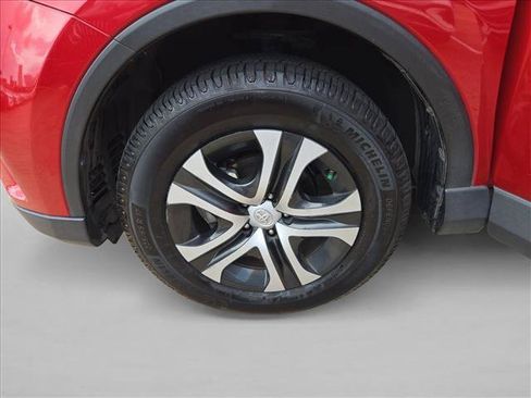 Used 2016 Toyota RAV4 LE FWD image 13