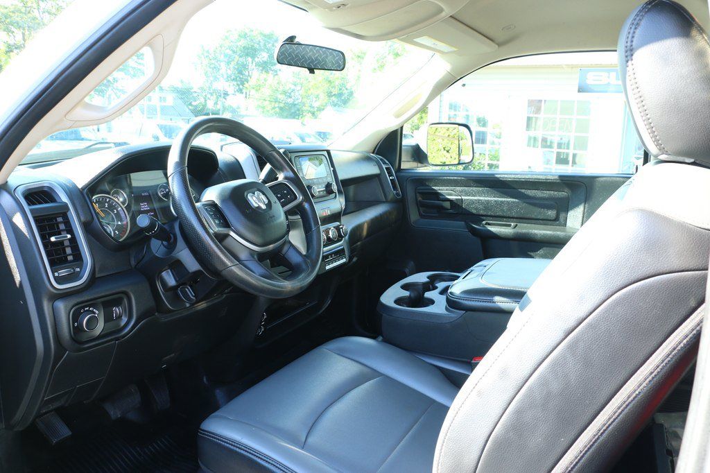 Used 2020 RAM 5500 Tradesman RWD image 9