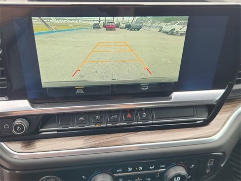 Used 2022 Chevrolet Silverado 1500 LT image 17