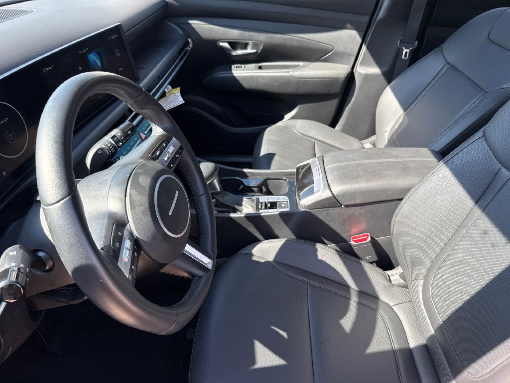 Used 2025 Hyundai Tucson SEL FWD image 18
